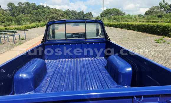 Nunua Ilio tumika Nissan Hardbody Bluu Gari ndani ya Nairobi nchini Nairobi Nunua Ilio tumika Nissan Hardbody Bluu Gari ndani ya Nairobi nchini Nairobi