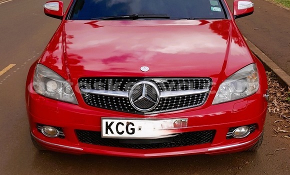 Buy Used Mercedes‒Benz 200 Red Car in Nairobi in Nairobi