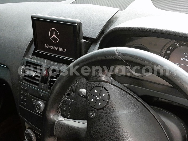 Big with watermark mercedes benz 200 nairobi nairobi 28289