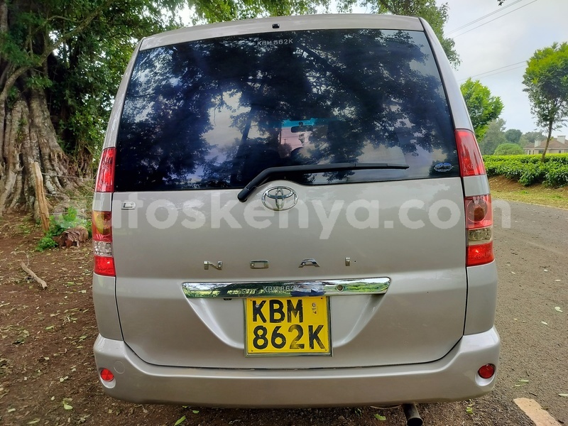 Big with watermark toyota noah nairobi nairobi 28292