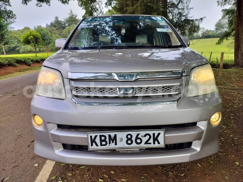 Big with watermark toyota noah nairobi nairobi 28292