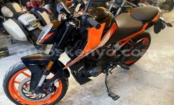 Nunua Ilio tumika KTM Duke Beige Bike ndani ya Nairobi nchini Nairobi Nunua Ilio tumika KTM Duke Beige Bike ndani ya Nairobi nchini Nairobi