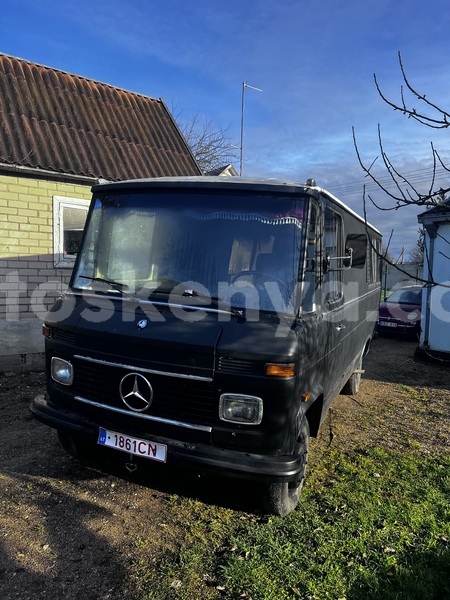 Big with watermark mercedes benz v klasse central vanga 28294