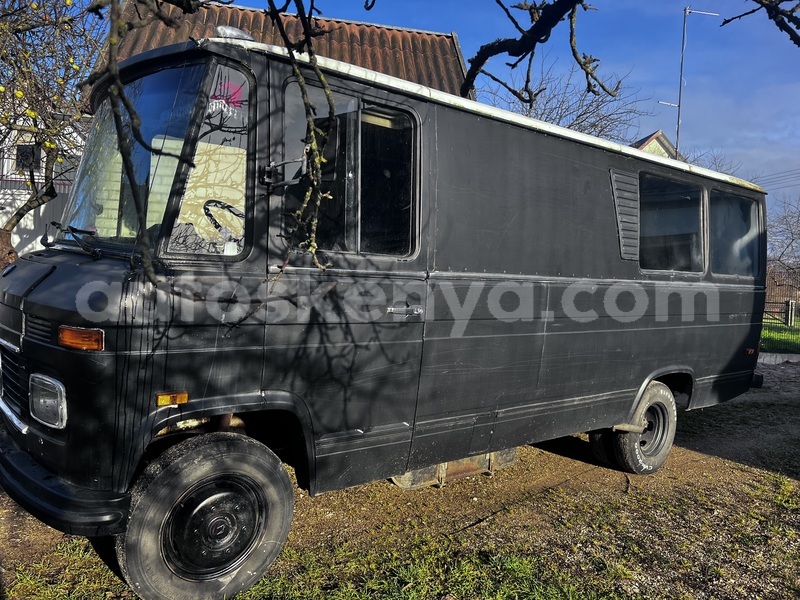 Big with watermark mercedes benz v klasse central vanga 28294