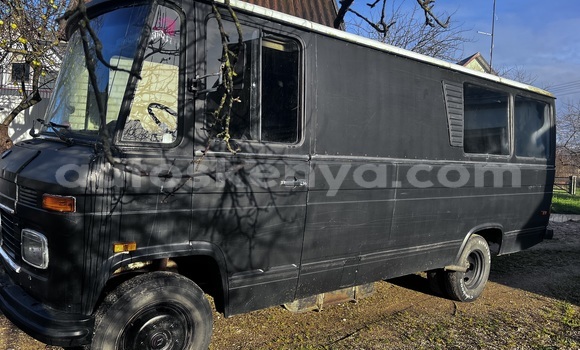 Buy Used Mercedes‒Benz V-klasse Black Car in Vanga in Central Buy Used Mercedes‒Benz V-klasse Black Car in Vanga in Central