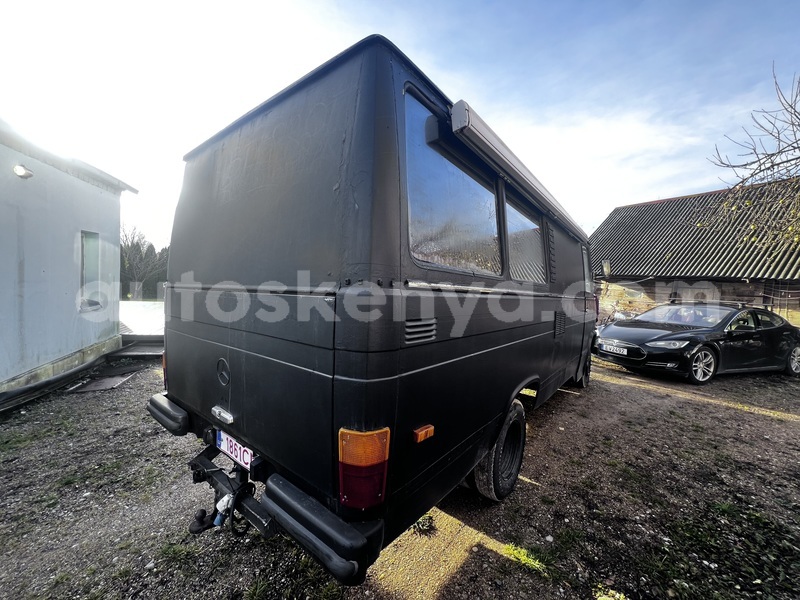 Big with watermark mercedes benz v klasse central vanga 28294