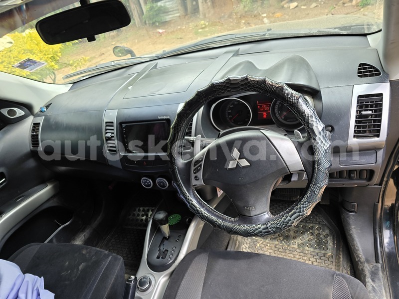 Big with watermark mitsubishi outlander rift valley nakuru 28295