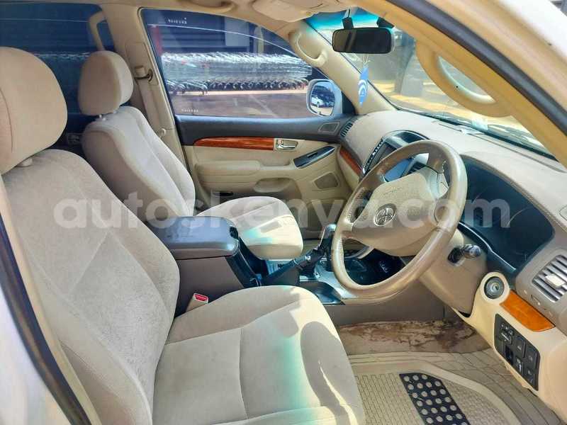 Big with watermark toyota land cruiser prado nairobi nairobi 28296