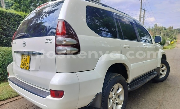 Buy Used Toyota Land Cruiser Prado White Car in Nairobi in Nairobi Buy Used Toyota Land Cruiser Prado White Car in Nairobi in Nairobi
