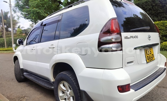 Buy Used Toyota Land Cruiser Prado White Car in Nairobi in Nairobi Buy Used Toyota Land Cruiser Prado White Car in Nairobi in Nairobi