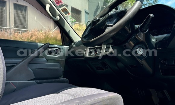 Nunua Ilio tumika Nissan Caravan Nyeupe Gari ndani ya Nairobi nchini Nairobi Nunua Ilio tumika Nissan Caravan Nyeupe Gari ndani ya Nairobi nchini Nairobi