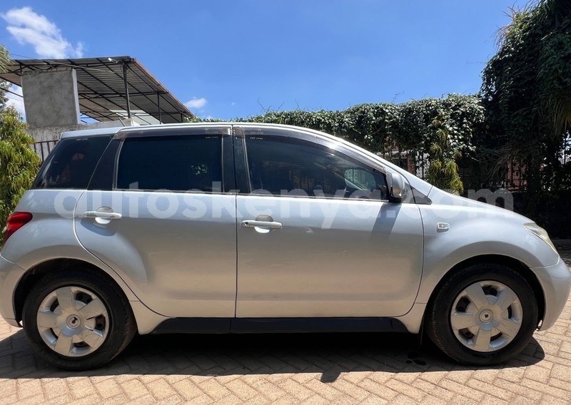 Big with watermark toyota ist nairobi nairobi 28299