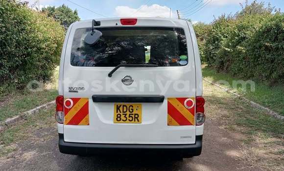 Nunua Ilio tumika Nissan NV200 Nyeupe Gari ndani ya Machakos nchini Nairobi Nunua Ilio tumika Nissan NV200 Nyeupe Gari ndani ya Machakos nchini Nairobi