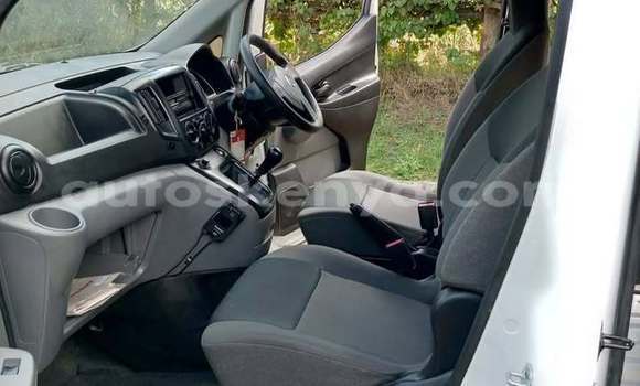 Nunua Ilio tumika Nissan NV200 Nyeupe Gari ndani ya Machakos nchini Nairobi Nunua Ilio tumika Nissan NV200 Nyeupe Gari ndani ya Machakos nchini Nairobi