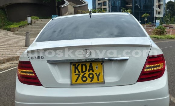 Buy Used Mercedes-Benz C180 COUPE White Car in Nairobi in Nairobi Buy Used Mercedes-Benz C180 COUPE White Car in Nairobi in Nairobi