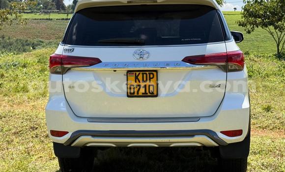 Buy Used Toyota Fortuner White Car in Nairobi in Nairobi Buy Used Toyota Fortuner White Car in Nairobi in Nairobi
