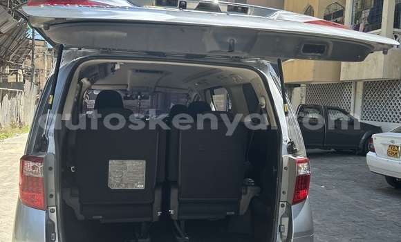 Buy Used Toyota Alphard Silver Car in Mombasa in Coastal Kenya Buy Used Toyota Alphard Silver Car in Mombasa in Coastal Kenya