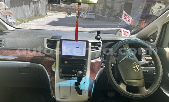 Buy Used Toyota Alphard Silver Car in Mombasa in Coastal Kenya Buy Used Toyota Alphard Silver Car in Mombasa in Coastal Kenya
