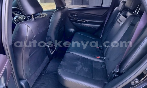 Oofamaa Toyota Harrier Black Makiinaa iti Nairobi keessatti Nairobi keessatti Oofamaa Toyota Harrier Black Makiinaa iti Nairobi keessatti Nairobi keessatti