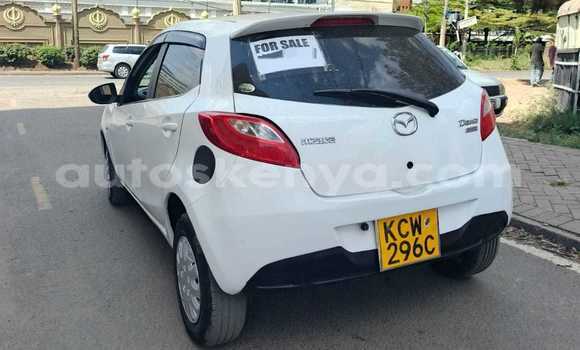 Oofamaa Mazda Demio White Makiinaa iti Nairobi keessatti Nairobi keessatti Oofamaa Mazda Demio White Makiinaa iti Nairobi keessatti Nairobi keessatti