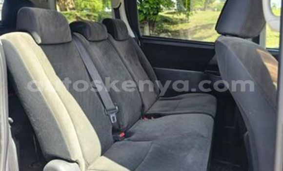 Oofamaa Toyota Noah Silver Makiinaa iti Machakos keessatti Nairobi keessatti Oofamaa Toyota Noah Silver Makiinaa iti Machakos keessatti Nairobi keessatti