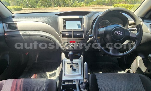 Oofamaa Subaru Impreza Silver Makiinaa iti Nairobi keessatti Nairobi keessatti Oofamaa Subaru Impreza Silver Makiinaa iti Nairobi keessatti Nairobi keessatti