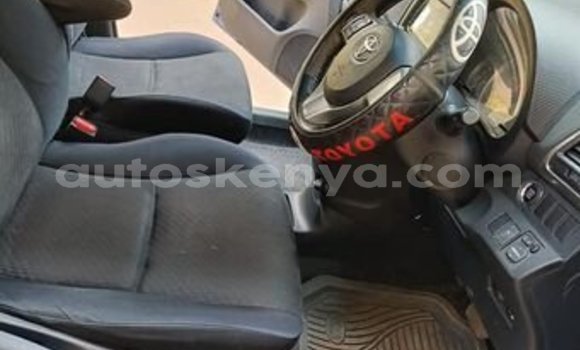 Oofamaa Toyota Ractis Blue Makiinaa iti Machakos keessatti Nairobi keessatti Oofamaa Toyota Ractis Blue Makiinaa iti Machakos keessatti Nairobi keessatti