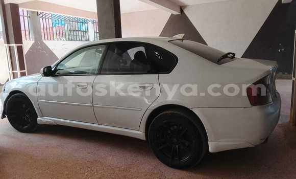 Nunua Ilio tumika Subaru Legacy Nyeupe Gari ndani ya Ruiru nchini Nairobi Nunua Ilio tumika Subaru Legacy Nyeupe Gari ndani ya Ruiru nchini Nairobi