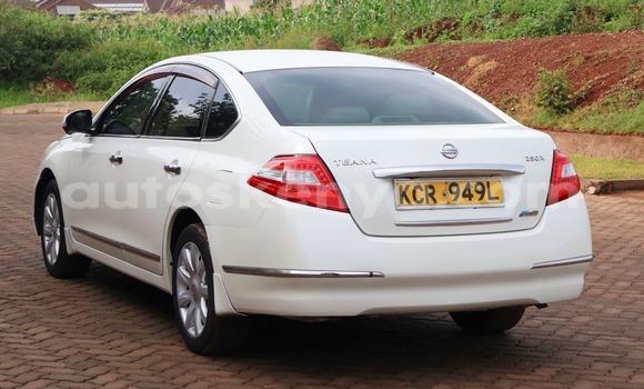 Buy Used Nissan Teana White Car in Eldoret in Rift Valley