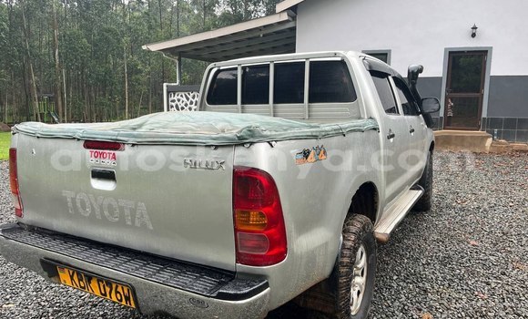 Nunua Ilio tumika Toyota Hilux Fedha Gari ndani ya Kisumu nchini Nyanza Nunua Ilio tumika Toyota Hilux Fedha Gari ndani ya Kisumu nchini Nyanza