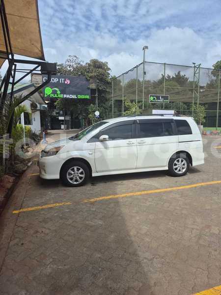 Big with watermark toyota isis nairobi nairobi 28378
