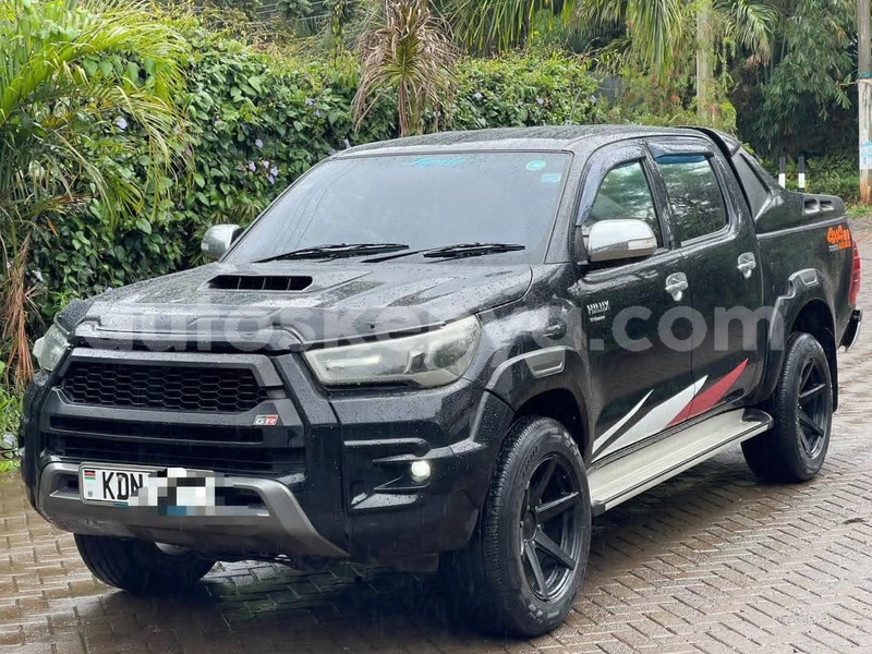 Big with watermark toyota hilux nairobi nairobi 28395