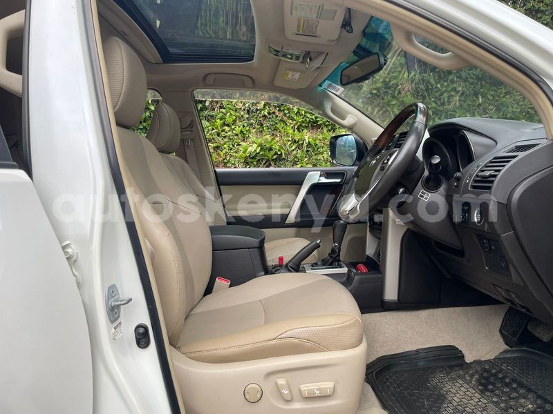 Big with watermark toyota land cruiser prado nairobi nairobi 28397