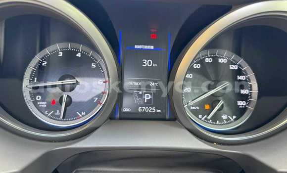Buy Used Toyota Land Cruiser Prado White Car in Nairobi in Nairobi Buy Used Toyota Land Cruiser Prado White Car in Nairobi in Nairobi
