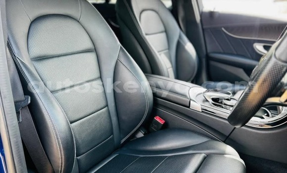 Nunua Ilio tumika Mercedes-Benz C-Classe Bluu Gari ndani ya Nairobi nchini Nairobi Nunua Ilio tumika Mercedes-Benz C-Classe Bluu Gari ndani ya Nairobi nchini Nairobi