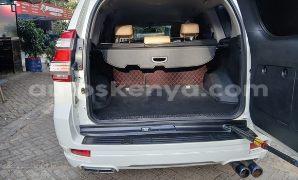 Buy Used Toyota Land Cruiser Prado White Car in Nairobi in Nairobi Buy Used Toyota Land Cruiser Prado White Car in Nairobi in Nairobi