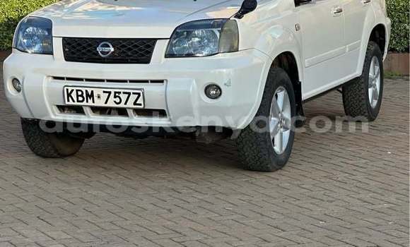 Buy Used Nissan X–Trail White Car in Nairobi in Nairobi