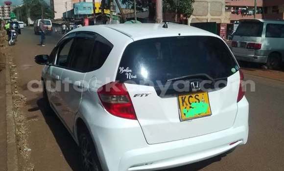 Buy Used Honda Fit White Car in Nairobi in Nairobi Buy Used Honda Fit White Car in Nairobi in Nairobi