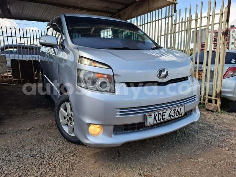 Big with watermark toyota voxy nairobi nairobi 28463