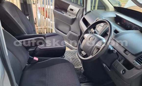 Buy Used Toyota Voxy Other Car in Nairobi in Nairobi Buy Used Toyota Voxy Other Car in Nairobi in Nairobi