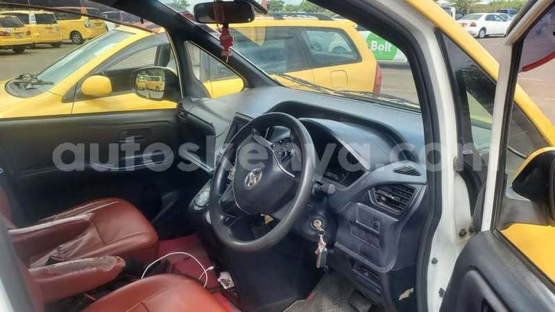 Big with watermark toyota noah nairobi nairobi 28468