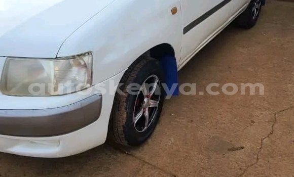 Nunua Ilio tumika Toyota Succeed Nyeupe Gari ndani ya Bute nchini Kaskazini Mashariki mwa Kenya Nunua Ilio tumika Toyota Succeed Nyeupe Gari ndani ya Bute nchini Kaskazini Mashariki mwa Kenya