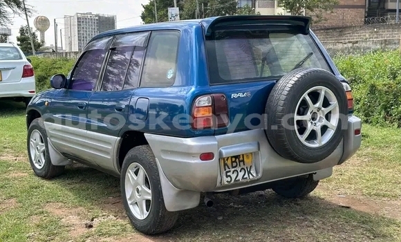 Nunua Ilio tumika Toyota RAV4 Nyingine Gari ndani ya Eldoret nchini Bonde la Ufafanuzi Nunua Ilio tumika Toyota RAV4 Nyingine Gari ndani ya Eldoret nchini Bonde la Ufafanuzi