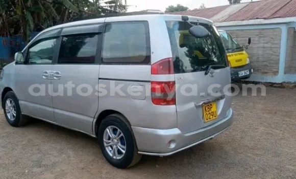 Nunua Ilio tumika Toyota Noah Nyingine Gari ndani ya Changamwe nchini Pwani Nunua Ilio tumika Toyota Noah Nyingine Gari ndani ya Changamwe nchini Pwani