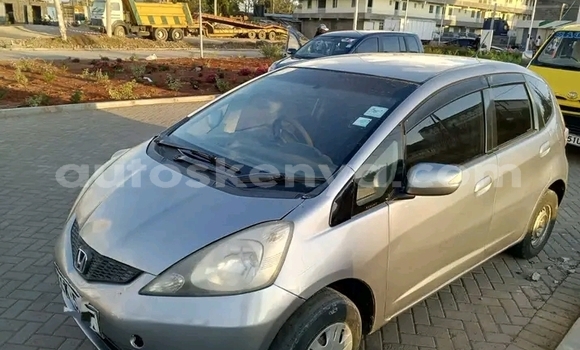 Nunua Ilio tumika Honda Fit Nyingine Gari ndani ya Bute nchini Kaskazini Mashariki mwa Kenya Nunua Ilio tumika Honda Fit Nyingine Gari ndani ya Bute nchini Kaskazini Mashariki mwa Kenya