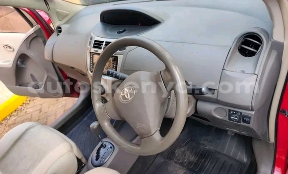 Nunua Ilio tumika Toyota Vitz Nyekundu Gari ndani ya Bute nchini Kaskazini Mashariki mwa Kenya Nunua Ilio tumika Toyota Vitz Nyekundu Gari ndani ya Bute nchini Kaskazini Mashariki mwa Kenya