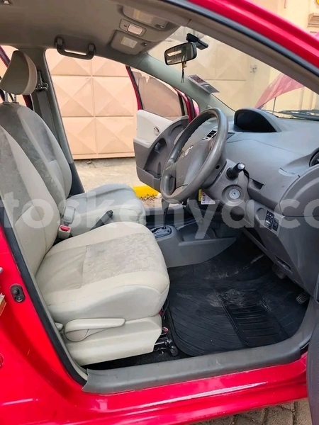 Big with watermark toyota vitz northeast kenya bute 28503