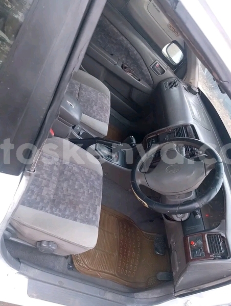 Big with watermark toyota carina northeast kenya bute 28505