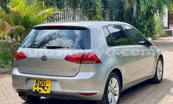 Nunua Ilio tumika Volkswagen Golf Nyingine Gari ndani ya Changamwe nchini Pwani Nunua Ilio tumika Volkswagen Golf Nyingine Gari ndani ya Changamwe nchini Pwani