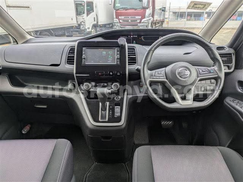 Big with watermark nissan serena nairobi kiambu 28509